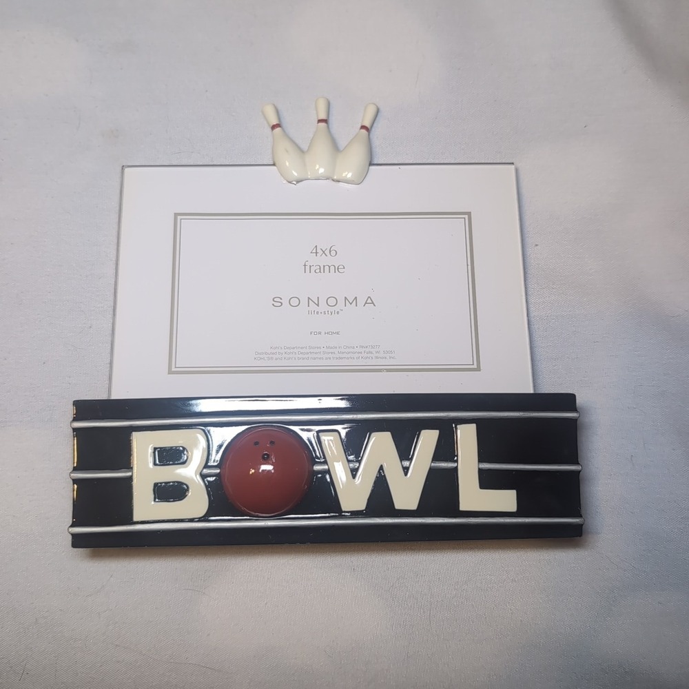Vintage BOWL Bowling Picture Frame by Sonoma 4"x6" PHOTO